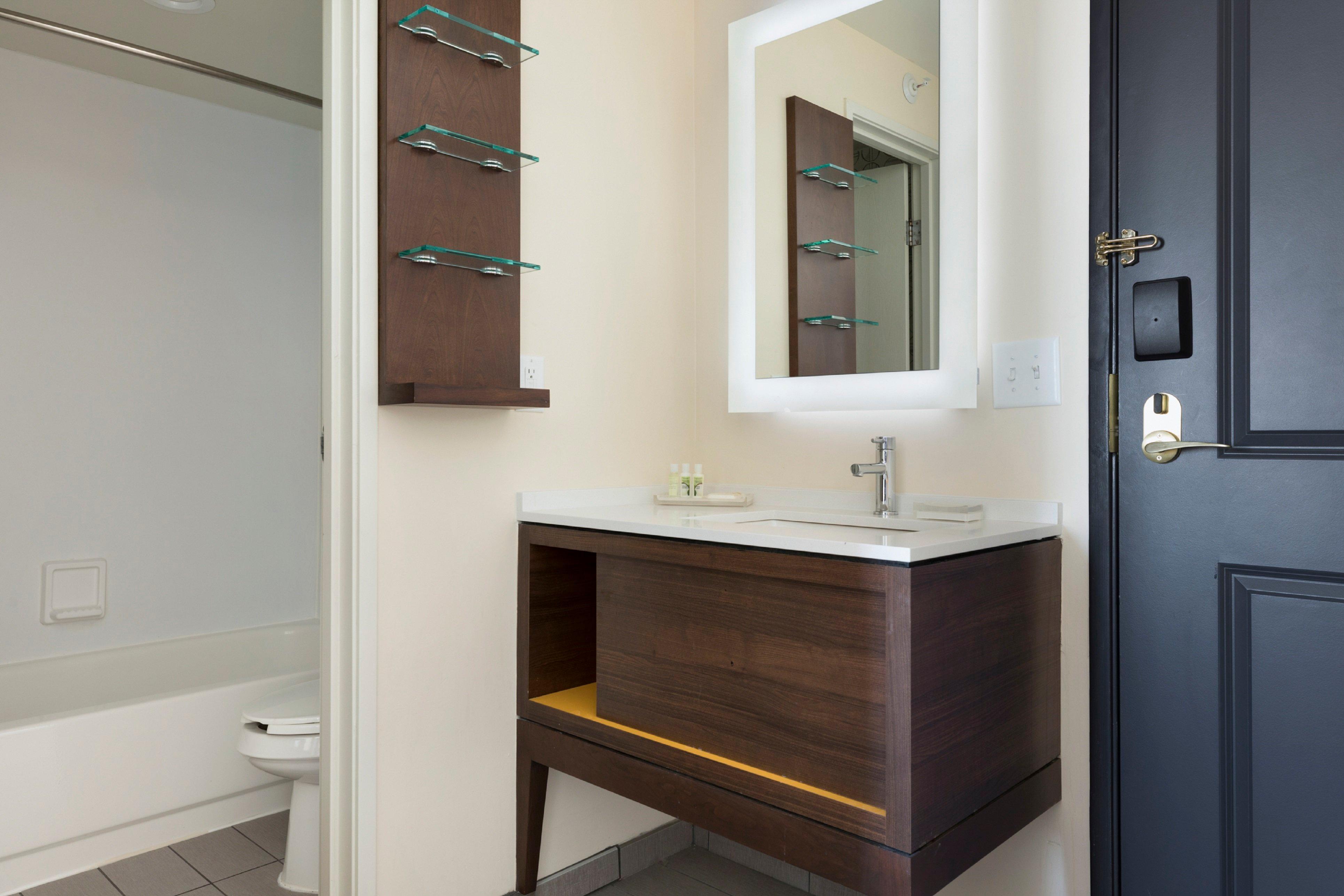 - W Msp Airport Area By Ihg Hotel